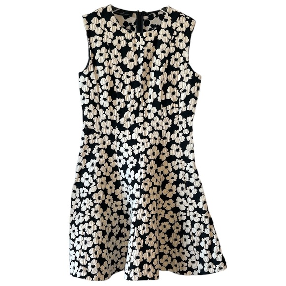 carolina herrera dress black and white Corrente P000927 Egea Sandals Black main image 0